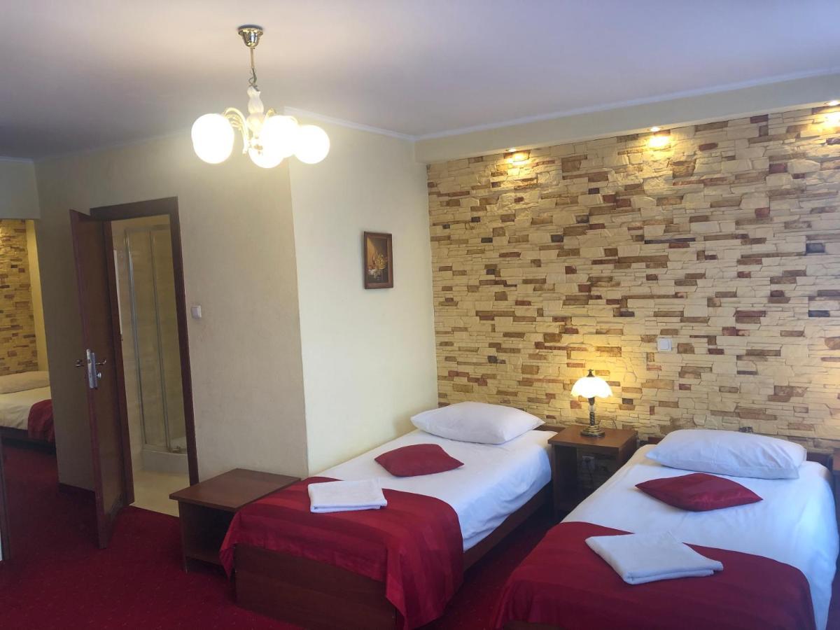 Hotel Sekwana Czestochowa Bagian luar foto